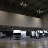 いすゞエルフ新型のラインナップ。向かって左端がエルフmio。
