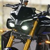 ヤマハ MT-10 SP。特徴的なフロントマスク。フロントフォークマウントでなくフレームマウントのため、ハンドリングの軽さにも貢献