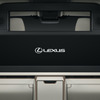 レクサス LM 新型 48インチ大型ワイドディスプレイ（プロトタイプ）