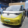 上海モーターショー2023に出展されたVW ID. Buzz