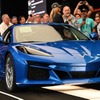 110万ドルで落札されたシボレー・コルベット E-RAY の量産第一号車