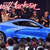 110万ドルで落札されたシボレー・コルベット E-RAY の量産第一号車