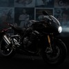 トライアンフ・スピードトリプル1200RRボンドエディション