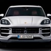 ポルシェ・カイエン E ハイブリッド 改良新型