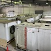 再生工場に並べられたカプセル