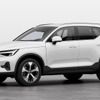 ボルボ XC40 アルティメットB4 AWD