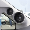 「アウター化」にてドアスピーカーが取り付けられたオーディオカーの一例（製作ショップ:ジパング＜鳥取県＞）。