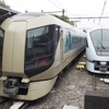 500系リバティ（向かって左）とN100系スペーシアX（東武日光駅）