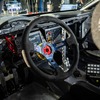 操作系をコンパクトに集約し、運転に集中できるコックピット