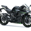 カワサキ Ninja ZX-4R SE（メタリックフラットスパークブラック×メタリックマットグラフェンスチールグレー）