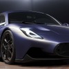 マセラティ MC20 の「フォーリセリエ・エッセンシャル・コレクション」