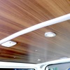 木目調ウッドパネル（天井とサイド）・LEDライト4灯（標準仕様）