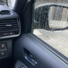 梅雨の車内の悩み解消法！ 臭いとカビ対策のポイントとは？【カーライフ 社会・経済学】