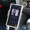 オーディオプレイヤーにはウォークマンNW-WM1ZM2をチョイス。高音質なシステムには高品質な音源が必要になった。