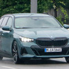 BMW i5ツーリング プロトタイプ（スクープ写真）