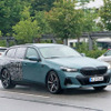 BMW i5ツーリング プロトタイプ（スクープ写真）