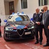 アルファロメオ・トナーレ・ハイブリッド のイタリア国家憲兵の「カラビニエリ」仕様