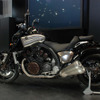 【東京モーターサイクルショー09】ヤマハ VMAX の周りは黒山の人