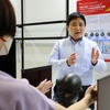 自動車技術会の企画展示コーナーでは「車載用特殊Low-Eコート」の効果が体感できる展示物を用意
