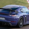 ポルシェ 718 ケイマン GT4 RS の「マンタイキット」装着車