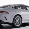 メルセデスAMG GT 4ドアクーペ の改良モデルの「V8エクステリア・スタイリングパッケージ」