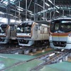 東京メトロ和光車両基地＆昭和鉄道高校探訪ツアー：向かって右、17000系の行き先表示が、営業線では見られないMマーク＋東京メトロの文字