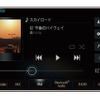 iPhoneと接続したときのメインユニットの表示例（ダイヤトーンサウンドナビ）。