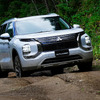 三菱 アウトランダーPHEV