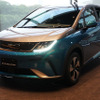 BYD ドルフィン 発表会