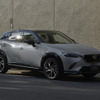 マツダ CX-3 Vivid Monotone（エアログレーメタリック）