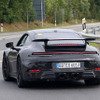 ポルシェ 911 GTSハイブリッド プロトタイプ エアロパッケージ（スクープ写真）