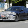 BMW i4 改良新型プロトタイプ（スクープ写真）