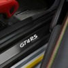 ポルシェ 718 ケイマン GT4 RS の「タグ・ホイヤー×ポルシェ」