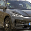 VW 新EVブランドのSUVプロトタイプ（スクープ写真）