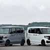 新型（向かって左）が登場したホンダ N-BOX