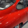 ボディとキャビンが融合するラインが少しうねっている。今のデザインの常識ではスムーズに通してしまうところだが、そこに60年代ならではの味わいがあることを1900スプリントは教えてくれる。