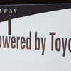 ディーゼル搭載車を改造したトヨタの燃料電池バス