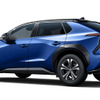 トヨタ bZ4X Z（4WD）（ブラック×ダークブルーマイカ）