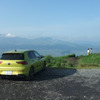 阿蘇外輪山・大観峰にて。タンデム搭乗でパラグライダー飛行体験もできる絶景スポット。