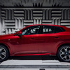 ドイツ・レーゲンスブルク工場で生産を開始したBMW iX2