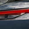 トヨタ・クラウン SUV のティザー写真