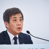 いすゞ自動車の片山正則会長（11月22日、自工会記者会見）