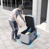 ロボットシャトルと連携する小型ロボット