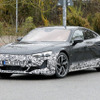 アウディ e-tron GT 改良新型プロトタイプ（スクープ写真）