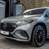 メルセデスベンツの新充電ステーション「チャージングハブ」