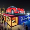 「最も大きなインフレータブル（空気を入れて膨らむ）自動車」としてギネス世界新記録に認定された全長20mのポルシェ911