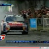 WRC ローブ、市街地で白煙まみれ