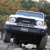 オートサロン会場でも珍しい展示車両となる新型ランドクルーザー70（GDJ76）
