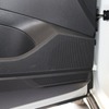 ドアにミッドバスが取り付けられている。ここにもクワトロリゴのテンポ65がインナー取り付けされている。