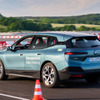 ヴァレオの遠隔操作技術で走行するBMW iX